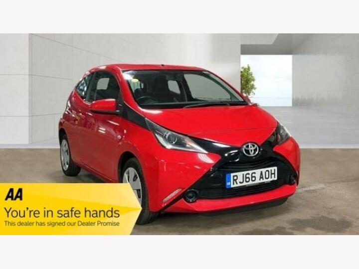 Toyota AYGO 1.0 VVT-i X-play Euro 6 3dr