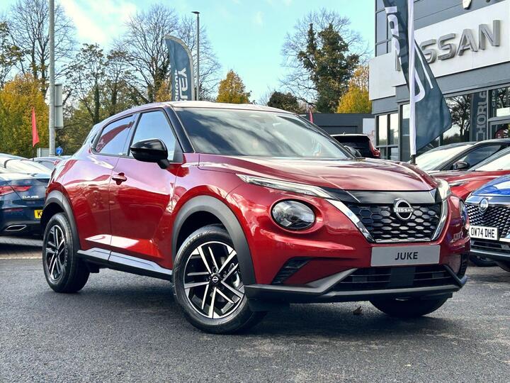 Nissan Juke 1.6 N-Connecta Auto Euro 6 5dr