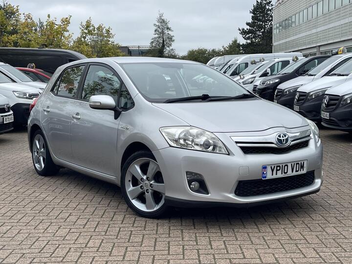 Toyota Auris 1.8 VVT-h T Spirit CVT Euro 5 (s/s) 5dr Toyota Auris 1.8 VVT-h T Spirit CVT Euro 5 (s/s) 5dr