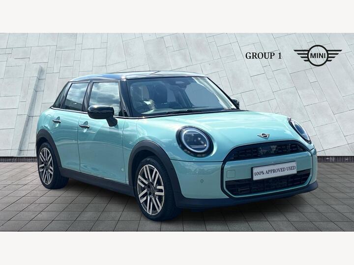 MINI Cooper 1.5C Classic Steptronic Euro 6 (s/s) 5dr