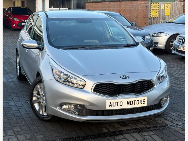 Kia Ceed 1.6 GDi 3 DCT Euro 5 5dr