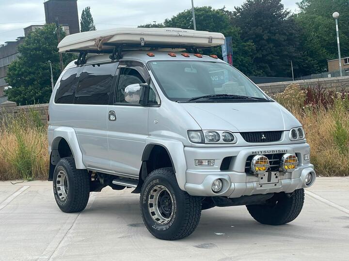 Mitsubishi Delica Spacegear 3.0 V6 4WD Lifted FRESH IMPORT