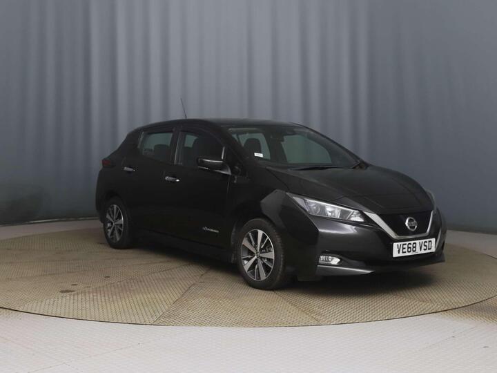 Nissan LEAF 40kWh Acenta Auto 5dr