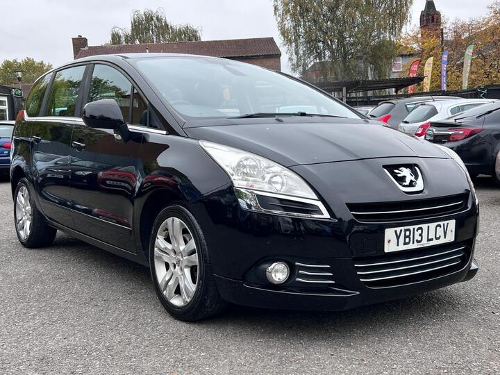 Peugeot 5008 1.6 HDi Active Euro 5 5dr Peugeot 5008 1.6 HDi Active Euro 5 5dr