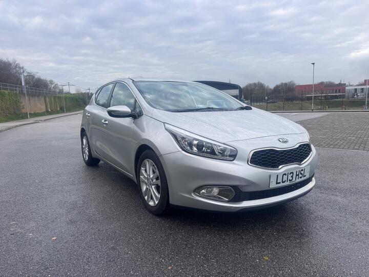 Kia Ceed 1.6 CRDi 2 Auto Euro 5 5dr