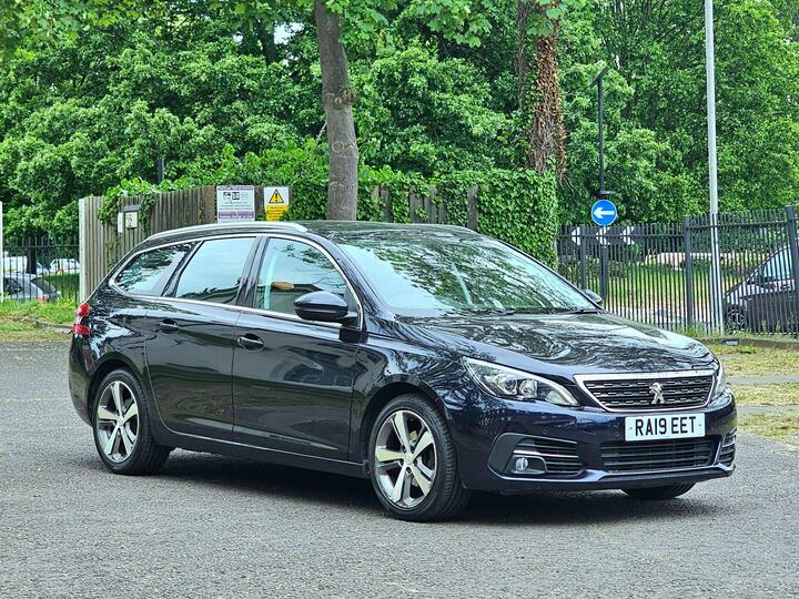 Peugeot 308 SW 1.2 PureTech GPF Allure Euro 6 (s/s) 5dr Peugeot 308 SW 1.2 PureTech GPF Allure Euro 6 (s/s) 5dr