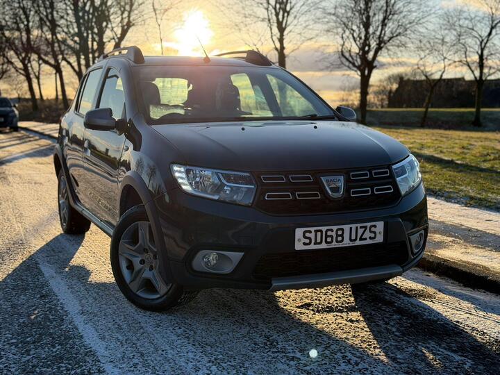 Dacia Sandero Stepway 0.9 TCe Essential Euro 6 (s/s) 5dr