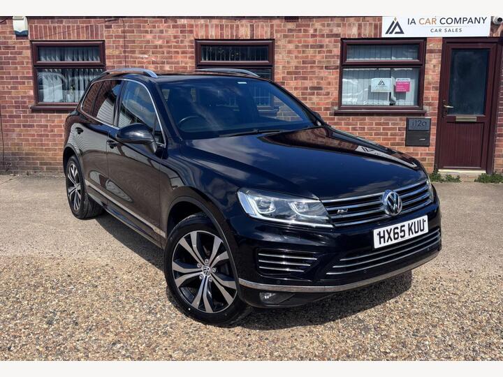 Volkswagen TOUAREG 3.0 TDI V6 BlueMotion Tech R-Line Tiptronic 4WD Euro 6 (s/s) 5dr