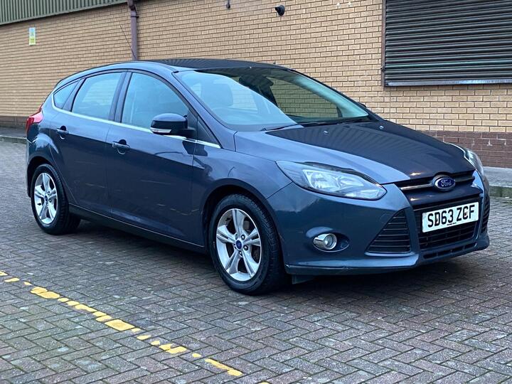 Ford Focus 1.6 Zetec Powershift Euro 5 5dr