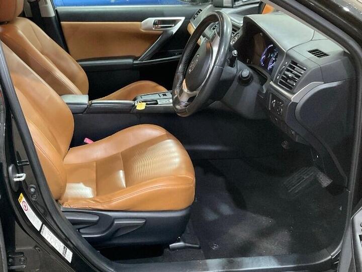 Lexus CT 1.8 200h Advance CVT Euro 5 (s/s) 5dr