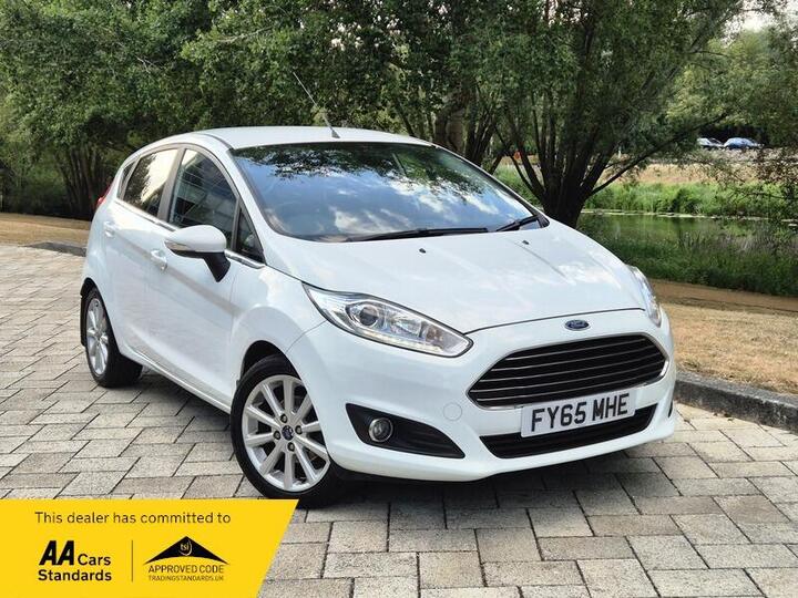 Ford Fiesta 1.0T EcoBoost Titanium Euro 6 (s/s) 5dr