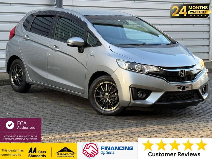 Honda Jazz FIT 2016- Hybrid| Excellent MPG