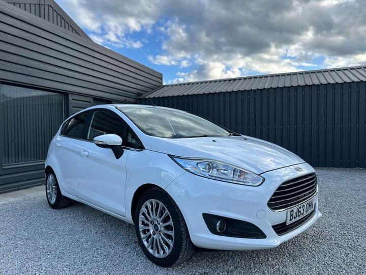 Ford Fiesta 1.0T EcoBoost Titanium Euro 5 (s/s) 5dr