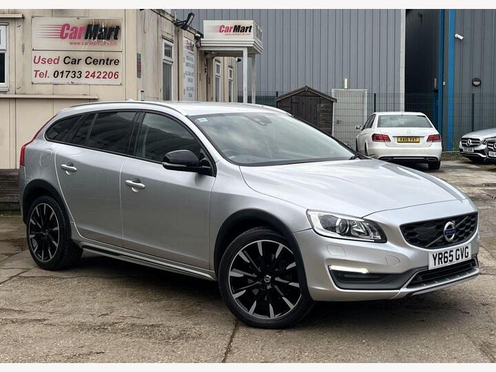 Volvo V60 CROSS COUNTRY 2.4 D4 Lux Nav Auto AWD Euro 6 (s/s) 5dr