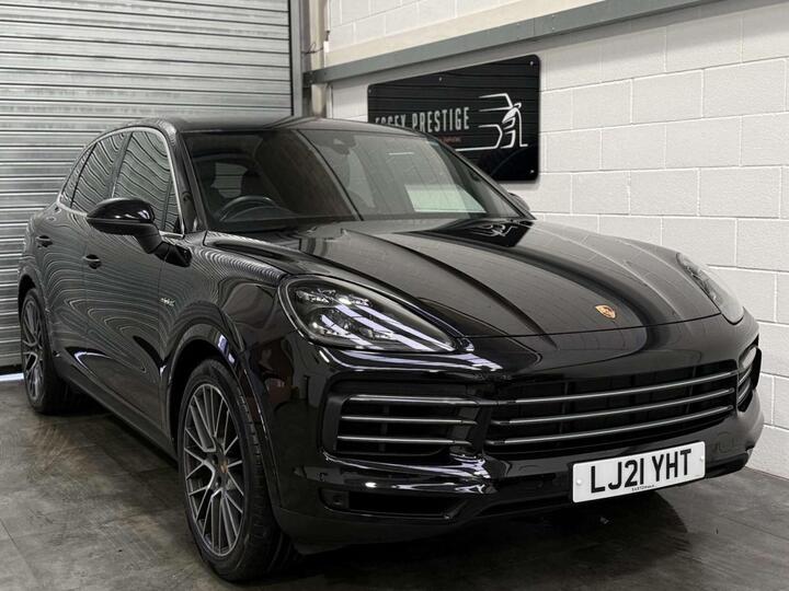 Porsche CAYENNE 3.0 V6 E-Hybrid 17.9kWh TiptronicS 4WD Euro 6 (s/s) 5dr (3.6kW Charger)
