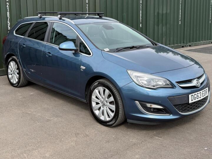 Vauxhall Astra 2.0 CDTi SE Sports Tourer Euro 5 (s/s) 5dr