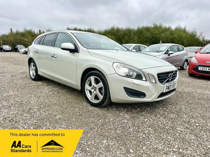 Volvo V60 1.6 T4 SE Lux 1595cc Powershift