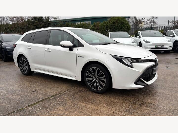 Toyota Corolla 1.8 VVT-h Design Touring Sports CVT Euro 6 (s/s) 5dr