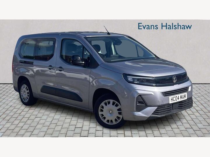 Vauxhall COMBO LIFE ELECTRIC ESTATE 52kWh Design XL MPV Auto 5dr (11kW Charger)