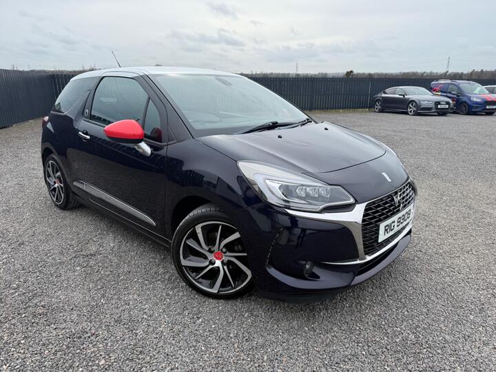 DS AUTOMOBILES DS 3 1.6 BlueHDi Ines De La Fressange Euro 6 (s/s) 3dr DS AUTOMOBILES DS 3 1.6 BlueHDi Ines De La Fressange Euro 6 (s/s) 3dr