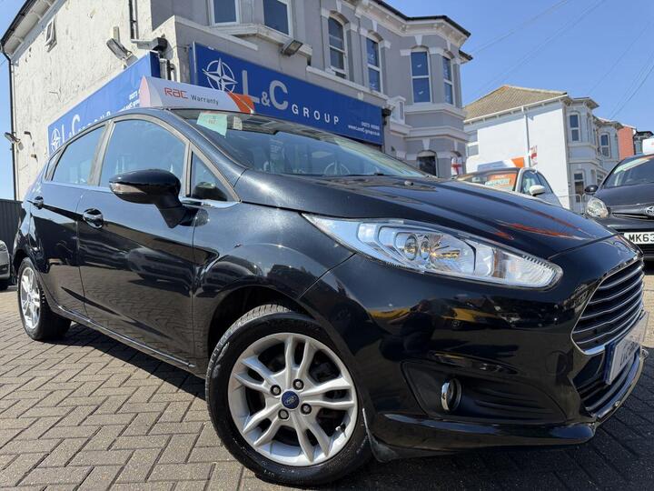 Ford FIESTA 1.0T EcoBoost Zetec Euro 5 (s/s) 5dr