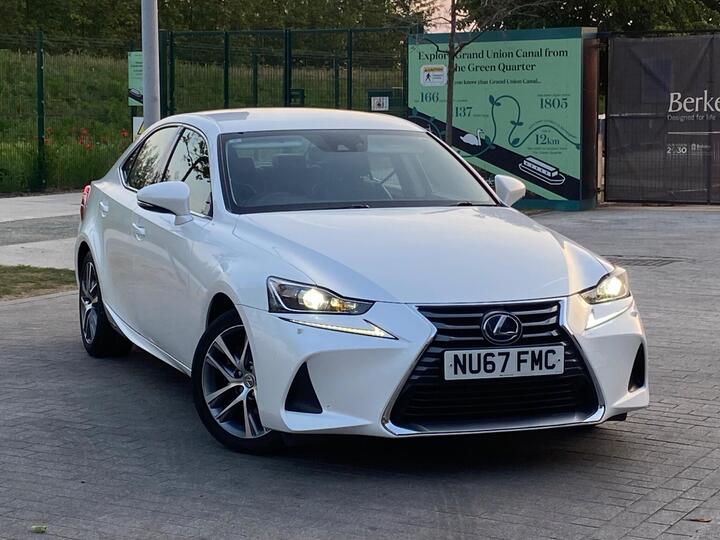 Lexus IS 2.5 300h Advance E-CVT Euro 6 (s/s) 4dr