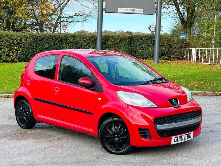 Peugeot 107 1.0 12V Urban 2 Tronic Euro 4 5dr Peugeot 107 1.0 12V Urban 2 Tronic Euro 4 5dr