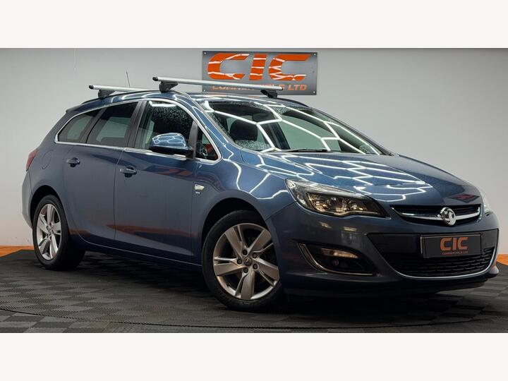 Vauxhall Astra 2.0 CDTi SRi Sports Tourer Euro 5 (s/s) 5dr