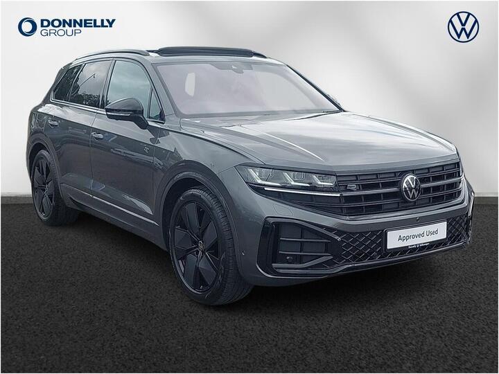 Volkswagen Touareg 3.0 TDI V6 Black Edition Tiptronic 4Motion Euro 6 (s/s) 5dr