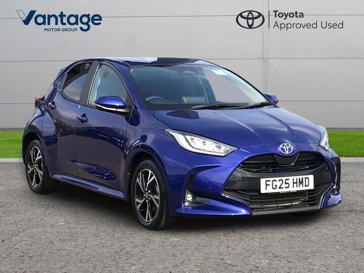 Toyota Yaris 1.5 VVT-h Design E-CVT Euro 6 (s/s) 5dr