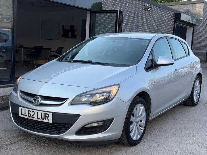 Vauxhall Astra 1.4 16v Exclusiv Euro 5 5dr