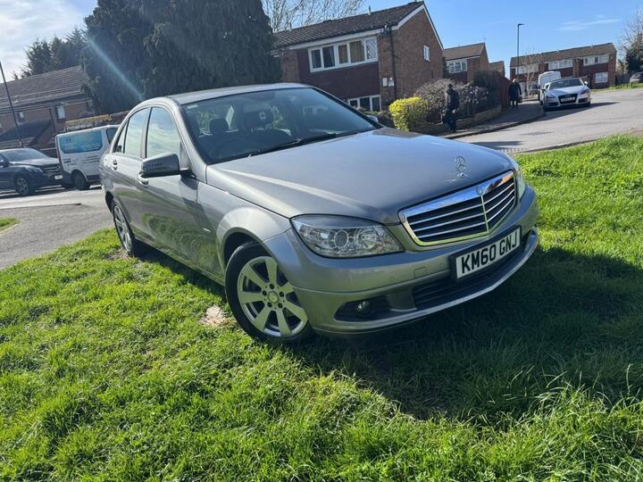 Mercedes-Benz C CLASS 1.8 C180 BlueEfficiency SE Auto Euro 5 4dr Mercedes-Benz C CLASS 1.8 C180 BlueEfficiency SE Auto Euro 5 4dr