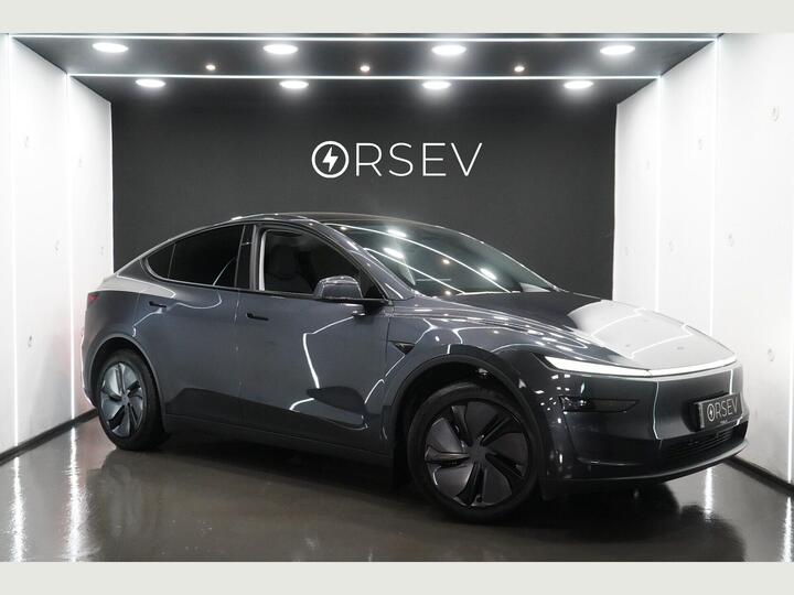 Tesla Model Y Long Range Auto RWD 5dr
