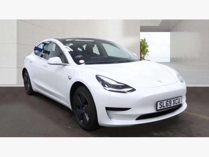 Tesla Model 3 Standard Range Plus Auto RWD 4dr