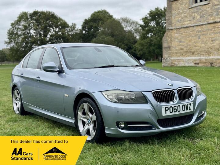 BMW 3 Series 2.0 318i Exclusive Edition Steptronic Euro 5 4dr