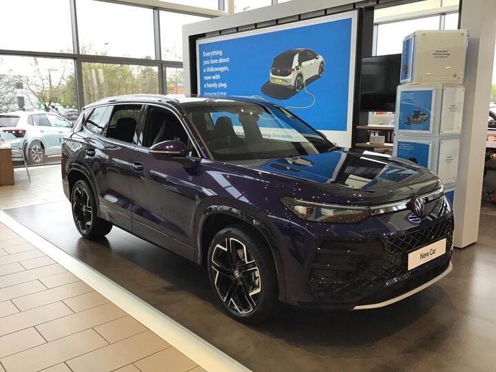 Volkswagen Tayron 1.5 ETSI MHEV R-Line DSG Euro 6 (s/s) 5dr
