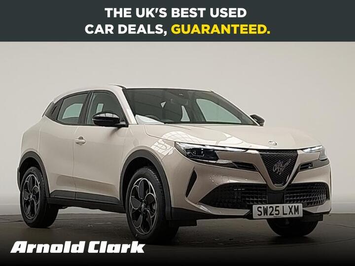 Alfa Romeo Junior 1.2 MHEV Ibrida E-DCT Euro 6 (s/s) 5dr