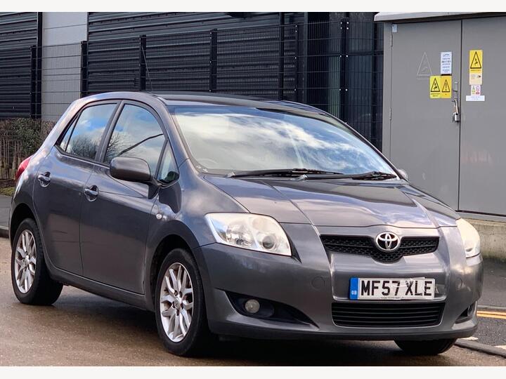 Toyota Auris 1.6 VVT-i TR 5dr