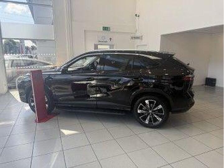 MG MG HS 1.5 T-GDI 24.7kWh Trophy Auto Euro 6 (s/s) 5dr