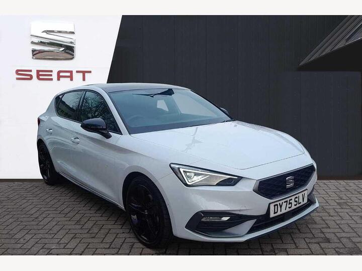 SEAT Leon 1.5 ETSI MHEV FR Black Edition DSG Euro 6 (s/s) 5dr