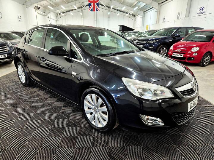 Vauxhall Astra 2.0 CDTi Elite Auto Euro 5 5dr
