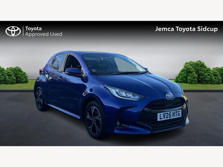 Toyota Yaris 1.5 VVT-h Design E-CVT Euro 6 (s/s) 5dr