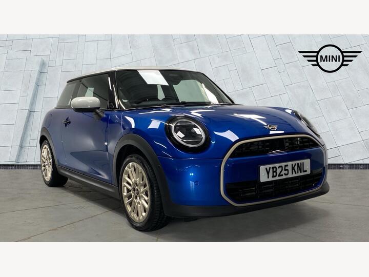 MINI Hatch 1.5C Exclusive Steptronic Euro 6 (s/s) 3dr