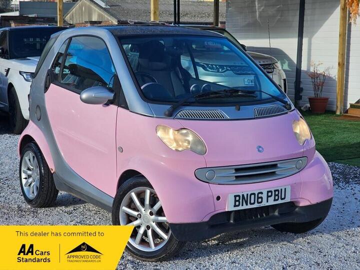 Smart Fortwo 0.7 City Pink 3dr Smart Fortwo 0.7 City Pink 3dr