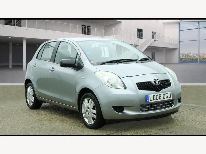 Toyota Yaris 1.3 VVT-i TR 5dr Toyota Yaris 1.3 VVT-i TR 5dr
