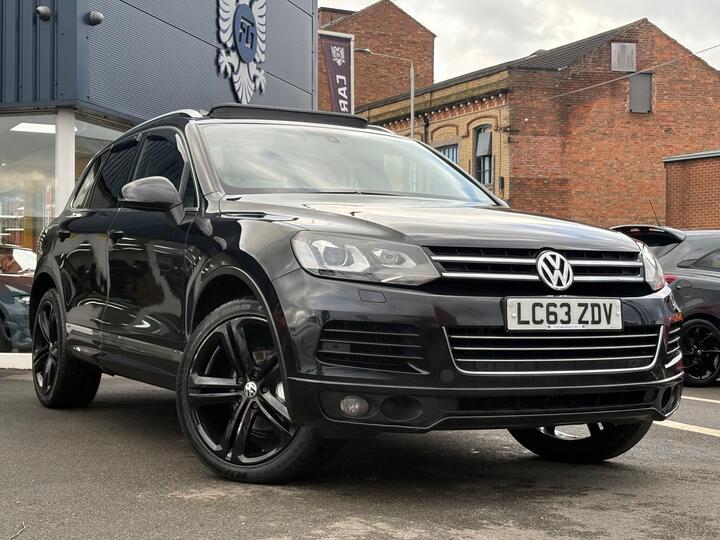 Volkswagen Touareg 3.0 TDI V6 BlueMotion Tech R-Line Tiptronic 4WD Euro 5 (s/s) 5dr