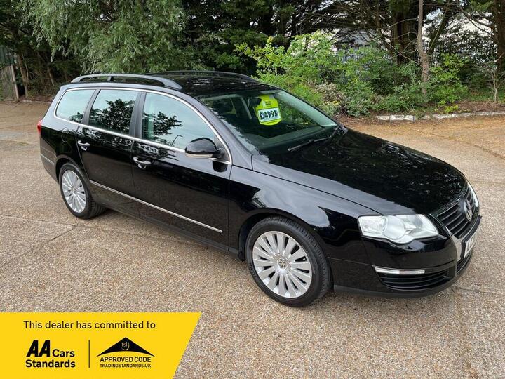 Volkswagen Passat 2.0 TDI BlueMotion Tech Highline Euro 5 (s/s) 5dr Volkswagen Passat 2.0 TDI BlueMotion Tech Highline Euro 5 (s/s) 5dr
