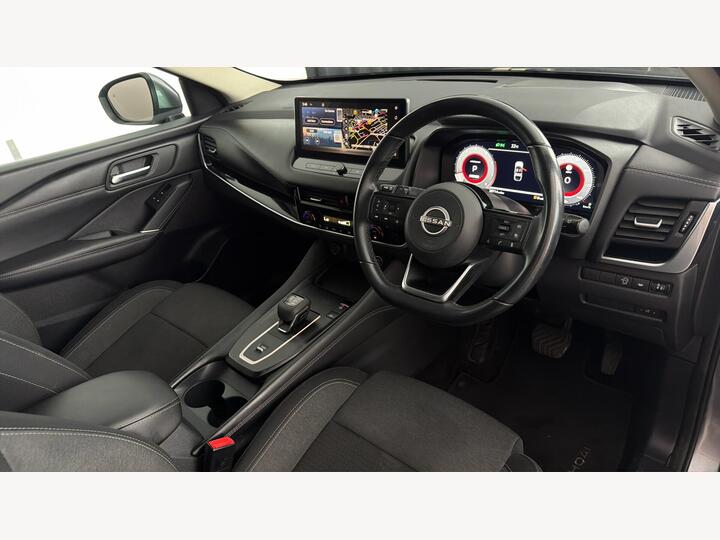 Nissan Qashqai 1.3 DIG-T MHEV N-Connecta XTRON Euro 6 (s/s) 5dr