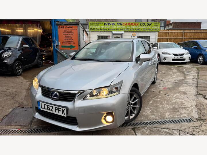 Lexus CT 1.8 200h Advance CVT Euro 5 (s/s) 5dr