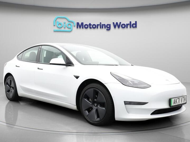 Tesla Model 3 (Dual Motor) Long Range Auto 4WDE 4dr Tesla Model 3 (Dual Motor) Long Range Auto 4WDE 4dr